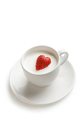 포토 JPG 해외이미지 모양 열매 음료 음식 다이어트 과일 벽지 딸기 디저트 건강 사람없음 컵 빨간색 우유 흰색 하트 신선 액체 달콤 맛 아침식사 상품 먹기 컵받침 심볼 오브젝트 서식 영양 내추럴 고립 백자 숙성 식용 칼슘 해외202004 해외포토 식물 식기 컬러 컨셉 모션 유제품 식사 도자기 받침대 파일형식 이미지허브