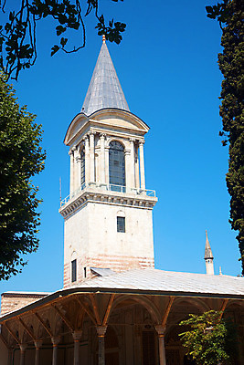 포토 JPG 해외이미지 나무 전통 유럽 아시아 여행 건축양식 자연 하늘 지붕 휴가 이스탄불 동양인 사람없음 파란색 탑 정원 궁전 골동품 역사 박물관 칠면조 천연기념물 비잔틴 옛날 스타일 하렘 해외202004 튀르키예 해외포토 식물 건축물 건축 나라 컬러 고건축 조류 인종 생태계 제국 파일형식 이미지허브