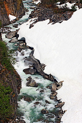 포토 JPG 해외이미지 계절 공원 여행 백그라운드 겨울 모션 자연 휴가 산 풍경 사람없음 야외 초록색 물 강 평화 환경 얼음 침묵 봄 폭포 젖음 흐름 추위 가을 바위 흰색 신선 개울 떨어짐 매끈함 숲 순수 장면 알래스카 내추럴 해외202004 해외포토 자연요소 공공시설 컬러 컨셉 미국 소리 돌_바위 감각 생태계 파일형식 이미지허브