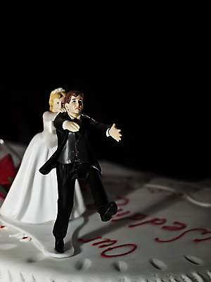 포토 JPG 해외이미지 리본 결혼 백그라운드 결혼식 사랑 사람없음 장식 파티 과자 케이크 축하 탈출 묘사 기회 샤워실 이혼 해외202004 해외포토 감정 컨셉 디저트 이벤트 샤워시설 파일형식 이미지허브