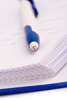 포토 JPG 해외이미지 교육 비즈니스 학교 회의 나선형 사람없음 책 파란색 스터디 사무실 연필 펜 금속 쪽지 공책 공백 날짜 주머니 가죽 묘사 분수 문서 약속 바쁨 바인더 월 카피스페이스 해외202004 해외포토 컬러 무늬 재질 문구용품 학용품 학습 필기구 사무용품 파일형식 이미지허브