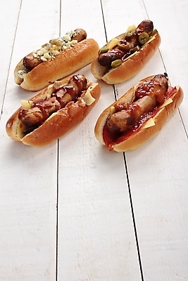 포토 JPG 해외이미지 실내 사람없음 여러개 흰배경 핫도그 카피스페이스 나무배경 해외202004 해외포토 음식 다수 백그라운드 패스트푸드 내부 공백 흰색 파일형식 이미지허브