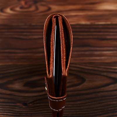 포토 JPG 해외이미지 디자인 남자 백그라운드 컨셉 돈 비즈니스 사람없음 목재 유행 검은색 수확 지갑 우아함 수리 상품 주머니 가죽 피부 오브젝트 질감 복고 내추럴 옛날 핸드메이드 스타일 해외202004 해외포토 나무 컬러 농업 재료 사람 신체부위 재산 파일형식 이미지허브