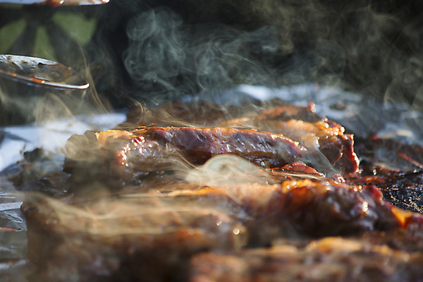 포토 JPG 해외이미지 음식 조각 백그라운드 건강 육류 스테이크 요리 비프스테이크 사람없음 갈색 파티 식사 저녁식사 봄 소고기 신선 뜨거움 맛 그릴 큼 바비큐 굽기 먹기 준비 무침 거인 훈제 단백질 화상 해외202004 해외포토 계절 컬러 컨셉 식재료 모션 주방용품 서양음식 이벤트 상처 크기 구이 영양소 파일형식 이미지허브