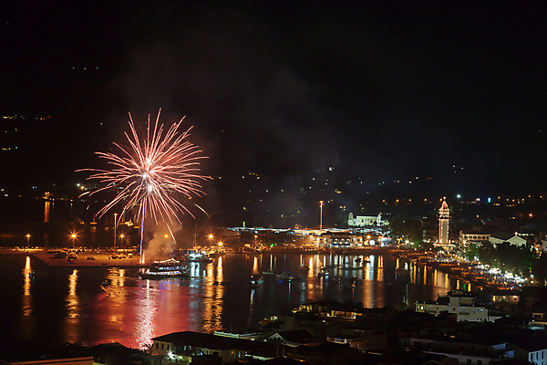 포토 JPG 해외이미지 섬 패턴 야경 사람없음 야외 건물 연기 그리스 해외202004 해외포토 건축물 유럽 무늬 야간 파일형식 풍경_경치 이미지허브