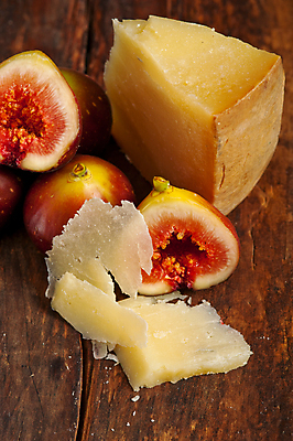 포토 JPG 해외이미지 과일 단면 사람없음 슬라이스 무화과 페코리노 해외202004 해외포토 치즈 파일형식 이미지허브