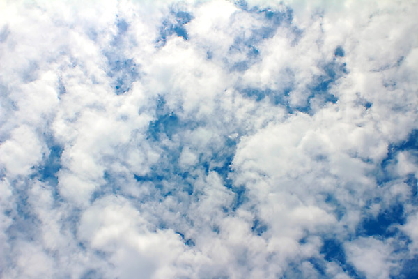 포토 JPG 해외이미지 구름 백그라운드 자연 하늘 날씨 사람없음 여름 파란색 빛 햇빛 우주 환경 맑음 흰색 천국 솜털 해외202004 해외포토 자연요소 계절 컬러 태양 생태계 파일형식 이미지허브