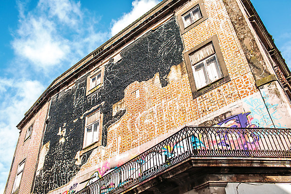 포토 JPG 해외이미지 라이프스타일 유럽 여행 건축양식 휴가 풍경 사람없음 건물 포르투갈 엽서 파멸 해외202004 해외포토 건축물 건축 나라 컨셉 생활 편지 파일형식 소멸 이미지허브