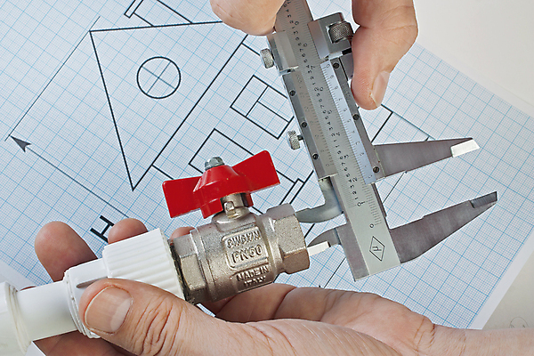 포토 JPG 해외이미지 산업 가정 손잡이 사람없음 물 금속 장비 에너지 수리 위생 연결 철 수도꼭지 전염 가스 튜브 공학 펌프 되감기 분배 설치 철강 파이프라인 공급 해외202004 해외포토 자연요소 교육 재질 질병 파이프_관 감염 파일형식 이미지허브