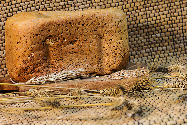 포토 JPG 해외이미지 식물 전통 계절 음식 빵 줄기 꽃다발 농업 재료 건강 씨앗 사람없음 목재 빛 농작물 농장 수확 흰색 시골 직물 신선 황금 낟알 시리얼 밀 굽기 유기농 보리 섬유 밀짚 덩어리 내추럴 밭일 숙성 작살 핸드메이드 많음 해외202004 해외포토 나무 웰빙 꽃 산업 컬러 컨셉 곡류 짚 구이 파일형식 이미지허브