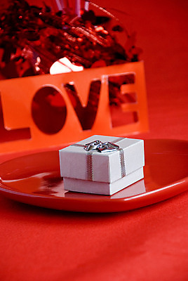 포토 JPG 해외이미지 모양 계절 감정 2 휴가 함께함 발렌타인데이 선물 사랑 사람 사람없음 빨간색 단어 빛 하트 마음 인사 유혹 열정 해외202004 해외포토 문자 컬러 컨셉 데이이벤트 예절 파일형식 이미지허브