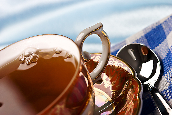 포토 JPG 해외이미지 접시 음료 사람없음 컵 파란색 숟가락 중국 아침식사 찻잔 함선 백자 해외202004 해외포토 식기 아시아 컬러 배_교통 잔 수저 식사 도자기 파일형식 이미지허브