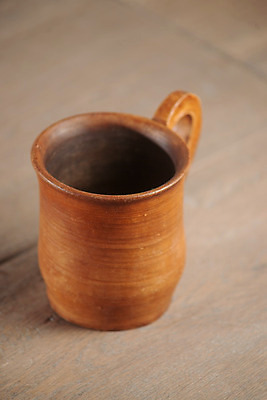 포토 JPG 해외이미지 전통 접시 디자인 문화 커피 음료 백그라운드 패턴 맥주 손잡이 미술 사람없음 장식 컵 세트 갈색 상점 머그컵 수확 흰색 시골 조끼 바 도자기 화려 사발 시장 냄비 수집 오브젝트 복고 기념품 점토 토기 유리주전자 수공예품 옛날 핸드메이드 스타일 해외202004 해외포토 식기 컬러 컨셉 무늬 농업 유리 주전자 문화예술 주류 외투 용기_그릇 사기그릇 솥 공예품 파일형식 이미지허브