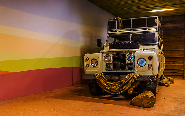 포토 JPG 해외이미지 디자인 공원 여행 백그라운드 교통시설 자동차 휴가 새로움 사람없음 장식 여행객 운전 트럭 수확 황무지 클래식 큼 지프 사파리 휴양지 복고 지역 짐차 범퍼 인기 자동 해외202004 해외포토 공공시설 육상교통 교통 컨셉 농업 모션 승용차 사람 장소 크기 시설 파일형식 이미지허브