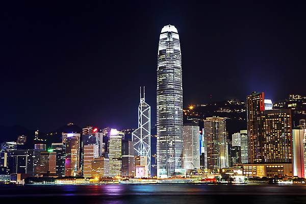 포토 JPG 해외이미지 아시아 야경 하늘 사람없음 야외 건물 도시풍경 항구 중국 홍콩 해외202004 해외포토 건축물 나라 교통시설 풍경 도시 야간 파일형식 풍경_경치 이미지허브