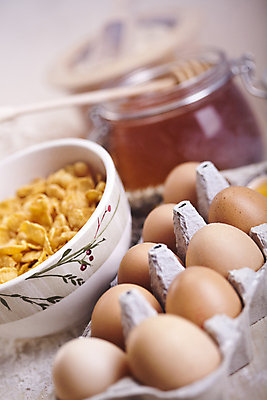 포토 JPG 해외이미지 전통 음식 백그라운드 농업 다이어트 따뜻함 건강 씨앗 사람없음 목재 농작물 갈색 주방 식사 저녁식사 빵집 껍질 흰색 신선 맛 아침식사 낟알 시리얼 밀 굽기 먹기 유기농 반죽 밀가루 호두 섬유 스파이크 덩어리 내추럴 프랑스어 번 이스트 제빵사 페스츄리 핸드메이드 해외202004 해외포토 나무 식물 직업 문자 웰빙 산업 빵 컬러 컨셉 재료 모션 곡류 상점 견과류 직물 가루 구이 파일형식 이미지허브