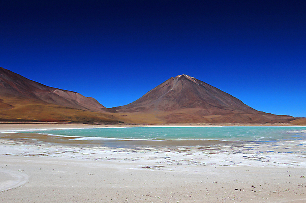 포토 JPG 해외이미지 공원 호수 모래 여행 자연 하늘 산 파노라마 풍경 사람없음 초록색 물 파란색 반사 미국 사막 황무지 고도 언덕 화산 소금 칠레 남쪽 석호 내추럴 베르데 볼리비아 전국 절정 해외202004 해외포토 자연요소 공공시설 컬러 북아메리카 촬영기법 아메리카 남아메리카 방향 생태계 파일형식 이미지허브