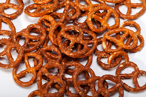 포토 JPG 해외이미지 음식 백그라운드 다이어트 사탕 사람없음 갈색 쌓기 바구니 침묵 빵집 흰색 신선 그룹 황금 닫기 구부린 맛 아침식사 폐기물 굽기 먹기 향신료 묘사 오브젝트 속도 브런치 소금 부드러움 점심식사 녹말 절임 짠맛 채식주의자 탄수화물 페스츄리 바이에른 브레첼 해외202004 해외포토 빵 컬러 컨셉 모션 디저트 독일 건강 상점 식사 소리 감각 쓰레기 구이 채식 향미료 파일형식 이미지허브