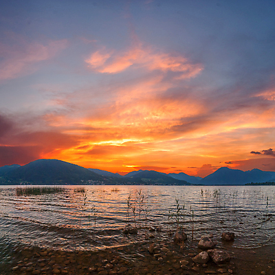 포토 JPG 해외이미지 공원 유럽 호수 파도 백그라운드 하늘 아침 산 독일 항해 파노라마 풍경 사람없음 야외 물 여름 컬러풀 태양 평화 일출 맑음 침묵 일몰 봄 시골 저녁 언덕 지역 웅장함 전국 해외202004 해외포토 주간 자연요소 계절 공공시설 나라 바다 컬러 컨셉 배_교통 날씨 촬영기법 노을 소리 야간 파일형식 이미지허브