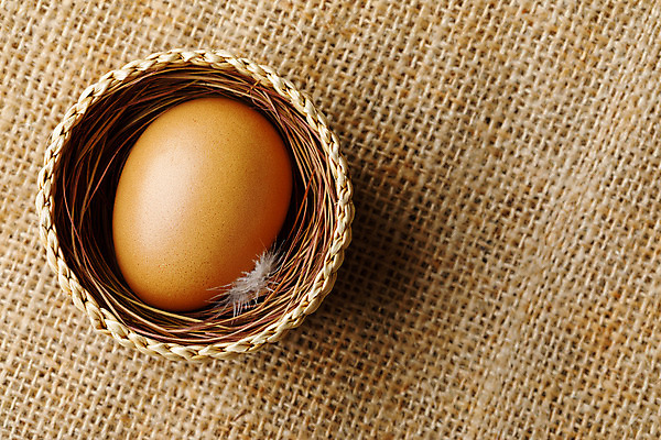 포토 JPG 해외이미지 음식 백그라운드 자연 부활절 건강 사람없음 갈색 바구니 계란 치킨 흰색 신선 둥지 삼베 깃털 유기농 날것 밀짚 내추럴 고립 단백질 밭일 생식 암탉 취급주의 해외202004 해외포토 웰빙 기념일 컬러 경고 알 닭 짚 암컷 생태계 닭고기요리 영양소 파일형식 천_직물 이미지허브