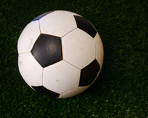 포토 JPG 해외이미지 스포츠 공 놀이 사람없음 검은색 축구 장비 해외202004 해외포토 컬러 구기 파일형식 이미지허브