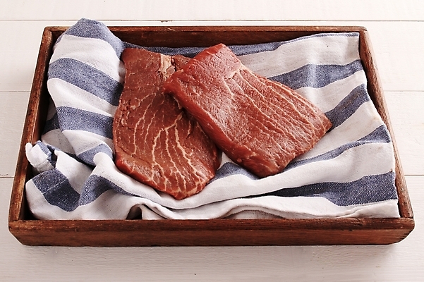 포토 JPG 해외이미지 음식 건강 육류 요리 사람없음 식사 저녁식사 신선 자르기 허리 준비 날것 갈비뼈 점심식사 고립 등심 생식 정육점 해외202004 해외포토 식재료 모션 뼈 신체부위 상점 파일형식 이미지허브