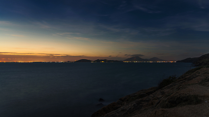 포토 JPG 해외이미지 구름 모래 파도 바다 섬 여행 백그라운드 요트 오렌지 자연 벽지 하늘 휴가 휴식 풍경 사람없음 야외 빨간색 물 여름 파란색 빛 컬러풀 햇빛 태양 반사 노란색 일출 맑음 침묵 황혼 일몰 새벽 보트 저녁 장면 파라다이스 수평선 해외202004 해외포토 자연요소 계절 컬러 컨셉 배_교통 과일 날씨 노을 소리 야간 생태계 파일형식 이미지허브