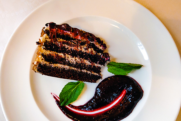 포토 JPG 해외이미지 접시 열매 유럽 음식 조각 결혼 백그라운드 잎 과일 부분 자연 탁자 디저트 사랑 요리 사람없음 장식 초록색 파란색 파티 케이크 상점 보라색 흰색 축하 신선 생일 달콤 맛 아침식사 먹기 크림 유기농 블루베리 심플 베리 무스 페스츄리 핸드메이드 해외202004 해외포토 식물 식기 웰빙 기념일 감정 나라 빵 컬러 가구 컨셉 모션 이벤트 식사 생태계 파일형식 이미지허브