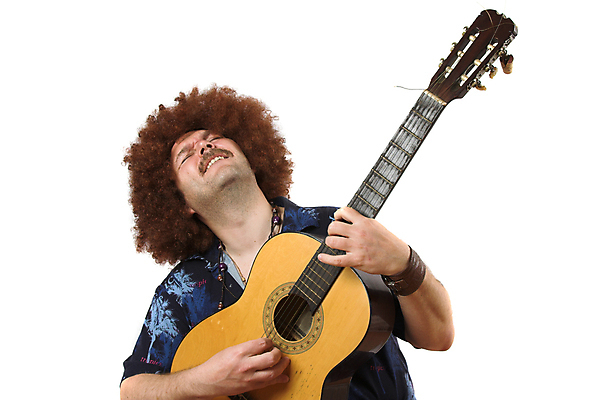 포토 JPG 해외이미지 캐릭터 남자 얼굴 음악 컨셉 한명 사람 평화 음악가 자유 기구 기타 파마 유머 괴짜 60대 집중 콧수염 가발 흰배경 복고 기타리스트 반항 히피 해외202004 해외포토 직업 1 헤어스타일 노년 감정 백그라운드 모션 현악기 문화예술 수염 신체부위 연주자 흰색 파일형식 이미지허브