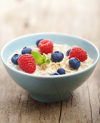 포토 JPG 해외이미지 열매 음식 조각 다이어트 채소 과일 건강 사람없음 목재 빨간색 초록색 여름 파란색 컬러풀 식사 신선 사발 달콤 맛 아침식사 시리얼 민트 가득함 유기농 질감 블루베리 산딸기 내추럴 뮤즐리 숙성 채식주의자 해외202004 해외포토 나무 식물 웰빙 계절 컬러 컨셉 재료 사기그릇 허브 채식 파일형식 이미지허브