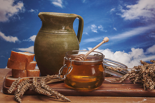 포토 JPG 해외이미지 식물 구름 전통 음식 빵 조각 백그라운드 다이어트 채소 과일 자연 탁자 하늘 아침 치즈 건조 파스타 건강 옥수수 씨앗 사람없음 목재 파란색 빛 갈색 주방 식사 빵집 맛 아침식사 상품 굽기 향수 준비 유기농 심플 밀가루 꿀 덩어리 작살 호밀 귀리 해외202004 해외포토 주간 자연요소 나무 웰빙 컬러 가구 컨셉 재료 유제품 곡류 서양음식 상점 화장품 가루 구이 생태계 파일형식 이미지허브