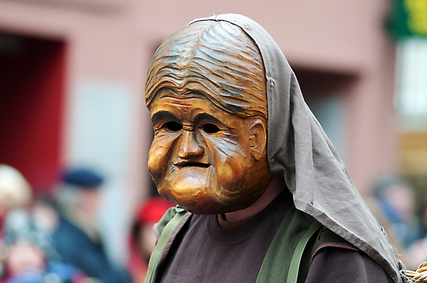 포토 JPG 해외이미지 전통 드레스 공 놀이 독일 가면 사람없음 축제 희망 축하 아기 역사 변장 가면무도회 기간 행진 해외202004 해외포토 옷 감정 유럽 컨셉 모션 사람 무도회 파일형식 이미지허브