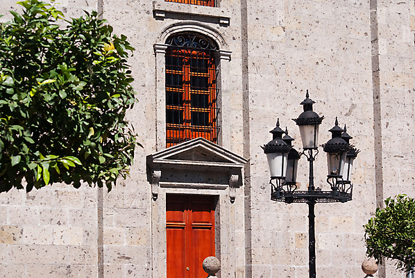 포토 JPG 해외이미지 전통 멕시코 석조 사람없음 건물 가로 컬러풀 발코니 시골 화려 역사 재산 그림 식민지 옛날 해외202004 해외포토 건축물 컬러 컨셉 북아메리카 금융 파일형식 이미지허브