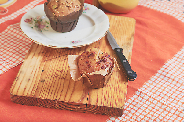 포토 JPG 해외이미지 음식 백그라운드 과일 탁자 디저트 요리 사람없음 케이크 식사 당근 시골 신선 달콤 아침식사 사과 굽기 먹기 흰배경 머핀 건강식 시나몬 오트밀 채식주의자 페스츄리 핸드메이드 귀리 해외202004 해외포토 빵 가구 모션 곡류 뿌리채소 흰색 맛 구이 채식 파일형식 이미지허브