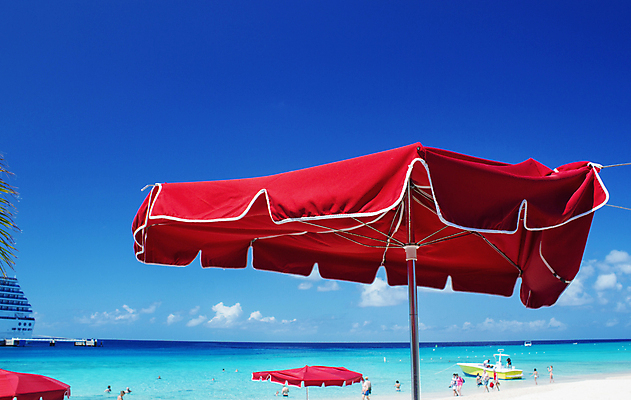 포토 JPG 해외이미지 구름 모래 바다 섬 여행 의자 우산 자연 하늘 휴가 휴식 풍경 사람없음 야외 빨간색 물 여름 파란색 태양 맑음 침묵 침대 고급 휴양지 양산 파라다이스 해외202004 해외포토 사이프러스공화국 자연요소 계절 유럽 컬러 가구 컨셉 날씨 소리 장소 생태계 파일형식 이미지허브