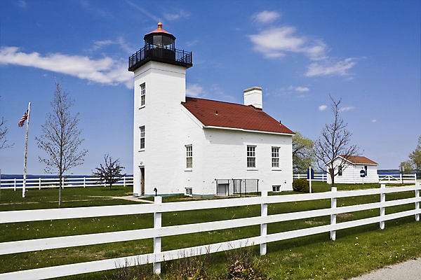 포토 JPG 해외이미지 등대 사람없음 울타리 흰색 박물관 랜드마크 해외202004 해외포토 컬러 담장 파일형식 이미지허브