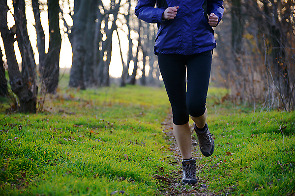 포토 JPG 해외이미지 라이프스타일 공원 여자 행복 건강 한명 사람 성인 야외 달리기 조깅 운동 연습 성인여자한명만 해외202004 해외포토 1 공공시설 감정 모션 생활 여자한명만 성인여자만 파일형식 이미지허브