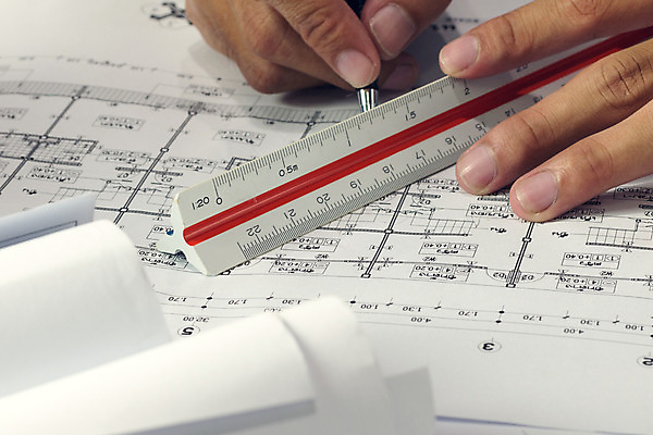 포토 JPG 해외이미지 직업 디자인 여자 산업 종이 컨셉 비즈니스 건축양식 주택 아이디어 직장 관리 사람없음 내부 건물 사무실 연필 장비 업무 엔지니어 재산 계획 건축가 디자이너 스케치 그림 청사진 복원 프로젝트 해외202004 해외포토 건축물 건축 회사 학용품 미술 사람 금융 필기구 작업 기술자 파일형식 이미지허브