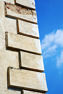 포토 JPG 해외이미지 구름 접시 꽃 유럽 기독교 벽 조각 여행 백그라운드 십자가 잎 패턴 곡선 건축양식 부분 하늘 추상 주택 자물쇠 손잡이 그림자 안전 사람없음 목재 파란색 갈색 교회 문 금속 검은색 이탈리아 천주교 못 구멍 영혼 닫기 철 부식 질감 잠금 대리석 시트 단계 정맥 천연기념물 놋쇠 옛날 절개 철강 콘크리트 해외202004 해외포토 자연요소 나무 식물 식기 건축 나라 종교 선 컬러 무늬 재료 종교건축 모션 재질 건물 공구 보안 혈관 파일형식 이미지허브