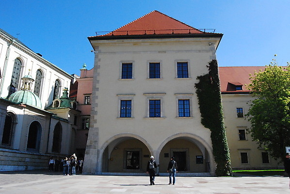 포토 JPG 해외이미지 유럽 주택 사람없음 강 성당 역사 시장 야간 정사각형 폴란드 크라쿠프 해외202004 해외포토 자연요소 도형 나라 종교건축 건물 파일형식 이미지허브