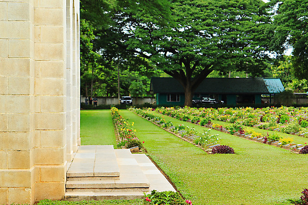 포토 JPG 해외이미지 아시아 태국 영국 사람없음 세계 일본 바위 죽음 무덤 역사 묘사 전쟁 병정 기념물 천연기념물 해외202004 해외포토 유럽 나라 돌_바위 파일형식 이미지허브