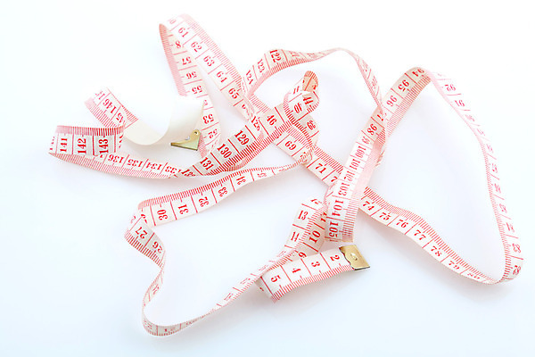 포토 JPG 해외이미지 모양 옷 리본 백그라운드 자 나선형 사람없음 파란색 숫자 줄무늬 장비 소용돌이 흰색 기구 공구 바느질 유연 허리 측정 오브젝트 눈금 테이프 치수 고무 길이 계량기 게이지 고립 줄서기 해외202004 해외포토 문자 컬러 무늬 모션 문구용품 신체부위 회오리 도구 파일형식 이미지허브