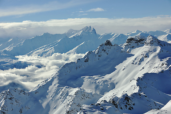 포토 JPG 해외이미지 주간 겨울 자연 사람없음 야외 겨울풍경 전경 설산 해외202004 해외포토 자연요소 계절 산 풍경 생태계 파일형식 탑뷰 이미지허브