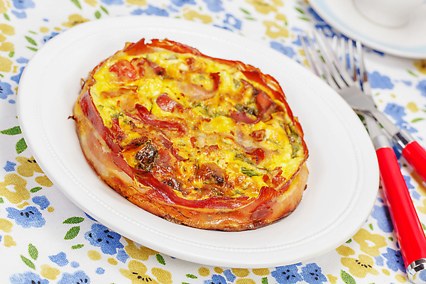 포토 JPG 해외이미지 전통 접시 문화 음식 꽃무늬 채소 포장 탁자 아침 치즈 건강 요리 사람없음 케이크 식당 식사 저녁식사 활발 덮개 껍질 흰색 아침식사 굽기 먹기 햄 베이컨 레시피 부추 프랑스어 점심식사 사방 입가심 타르트 페스츄리 핸드메이드 해외202004 해외포토 주간 문자 식기 꽃 빵 컬러 가구 컨셉 무늬 모션 디저트 유제품 육류 돼지고기 상점 뚜껑 구이 파이_빵 파일형식 이미지허브