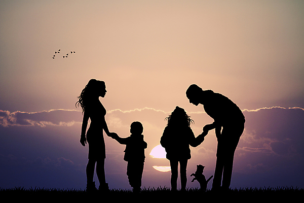 포토 JPG 해외이미지 아들 어린이 일러스트 가족 자연 엄마 함께함 이벤트 사람없음 야외 일몰 아빠 개 남동생 해외202004 해외포토 컨셉 포유류 관계 사람 노을 생태계 동생 파일형식 이미지허브