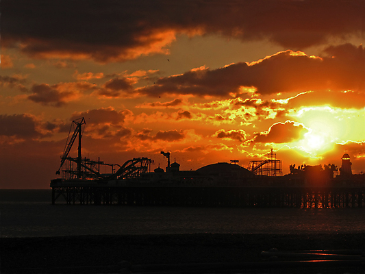 포토 JPG 해외이미지 구름 실루엣 바다 겨울 조류 하늘 잉글랜드 사람없음 태양 항구 일몰 1월 채널 서식스 해외202004 해외포토 자연요소 동물 계절 교통시설 영국 촬영기법 노을 날짜 파일형식 이미지허브