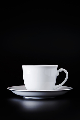 포토 JPG 해외이미지 식기 커피 음료 백그라운드 유리 아침 사람없음 컵 검은색 카페 머그컵 흰색 뜨거움 도자기 액체 아침식사 찻잔 컨테이너 컵받침 오브젝트 싱글 카푸치노 에스프레소 고립 라떼 백자 카페인 해외202004 해외포토 주간 산업 컬러 재질 잔 상점 식사 받침대 파일형식 이미지허브