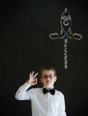 포토 JPG 해외이미지 백인 구름 학생 손 교육 어린이 여행 백그라운드 컨셉 비즈니스 학교 성공 한명 사람 손짓 소년 판매 우주 검은색 교사 칠판 로켓 흰색 업무 비즈니스맨 가르침 계획 OK 작음 우주선 사인 판매원 해외202004 해외포토 자연요소 서양인 직업 1 남자 컬러 모션 신체부위 작업 직장인 크기 파일형식 이미지허브