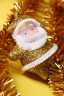 포토 JPG 해외이미지 전통 계절 크리스마스 겨울 휴가 새해 기념 사람없음 장식 산타클로스 축제 화환 황금 12월 해외202004 해외포토 기념일 꽃 날짜 파일형식 이미지허브