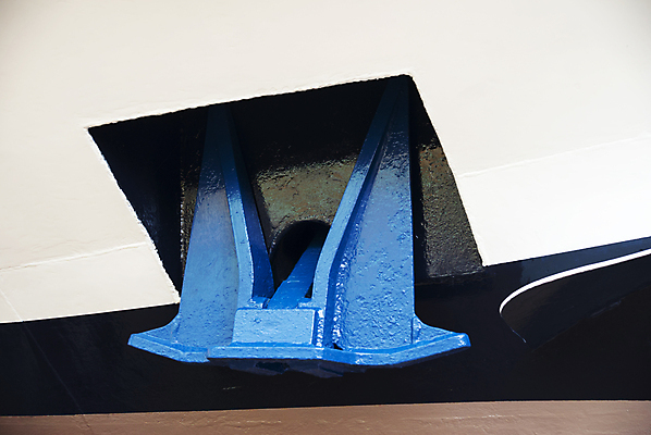 포토 JPG 해외이미지 바다 백그라운드 항해 안전 사람없음 금속 항구 벌레 화물선 철 심볼 닻 철강 해외202004 해외포토 곤충 배_교통 교통시설 재질 파일형식 이미지허브